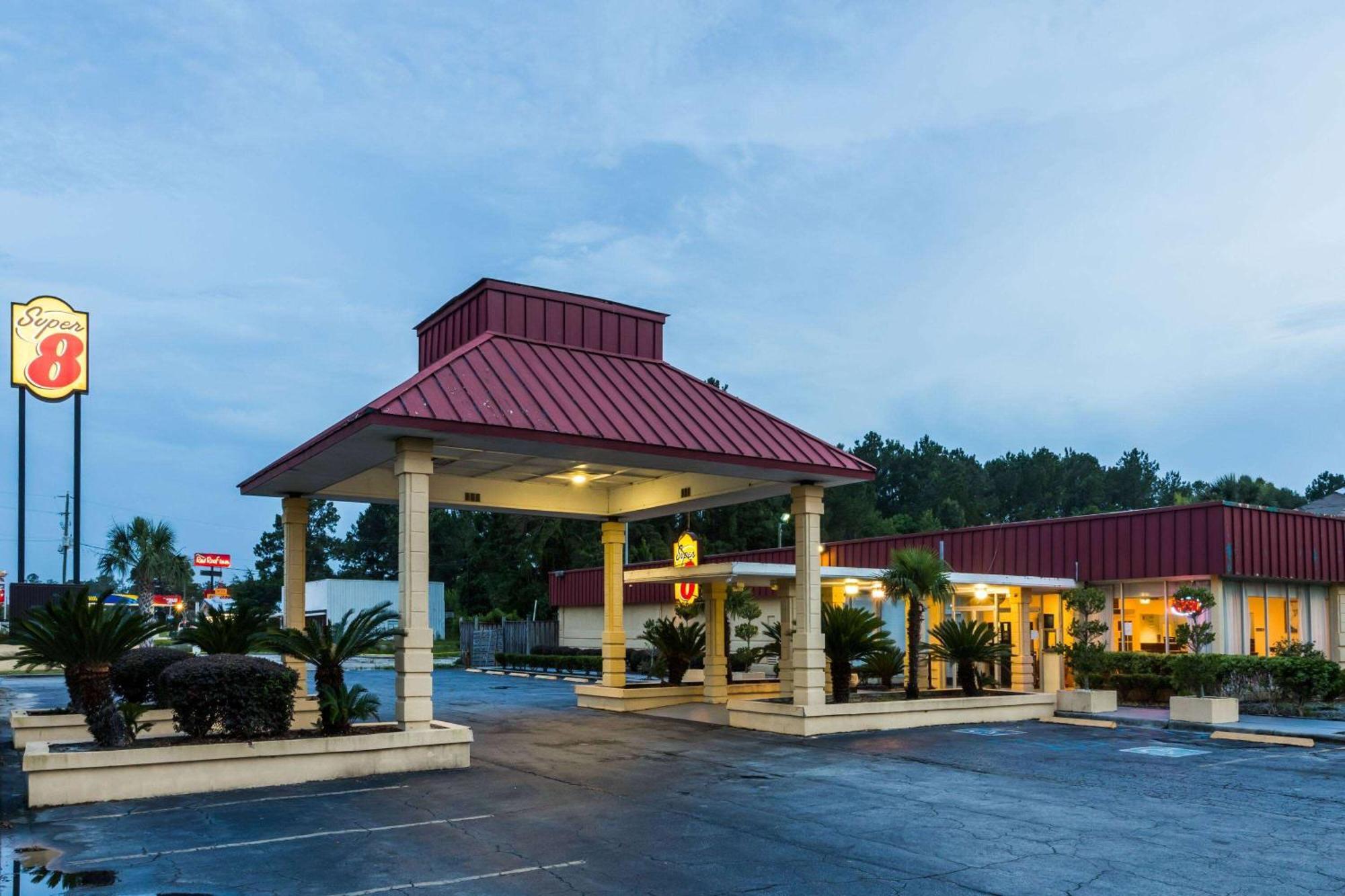 Super 8 By Wyndham Hardeeville - Savannah North Luaran gambar